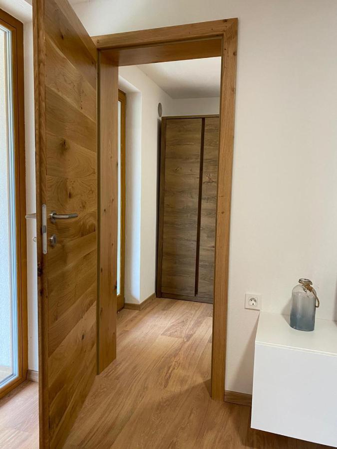 Apartma Lupis Podvolovljek Buitenkant foto
